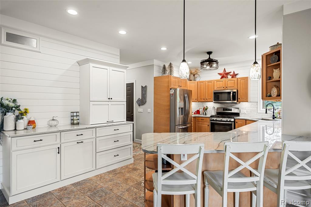 7030 Marsh Road, Cottrellville, MI — Photo 14