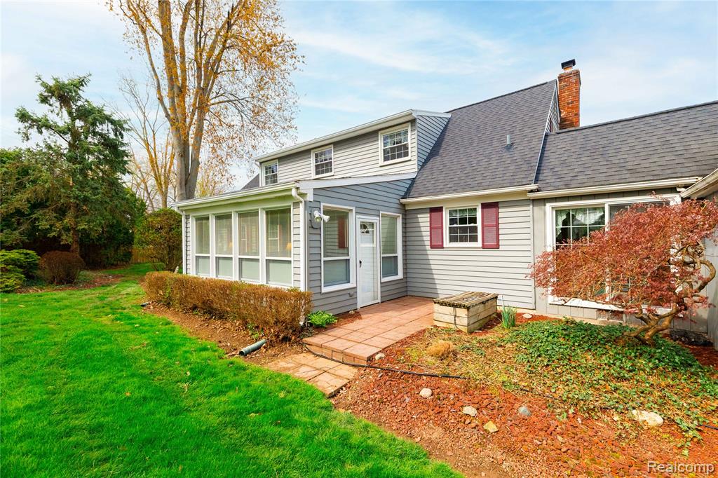 27758 Johnson Road, Grosse Ile, MI 48138 — Photo 40