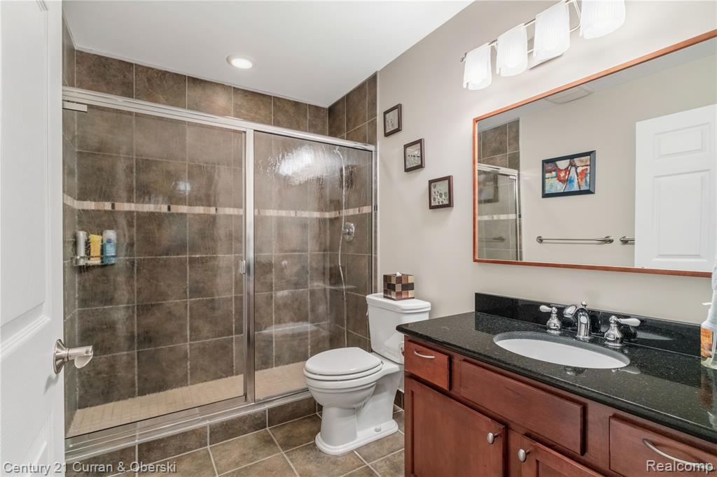 49468 N Glacier, Northville, MI 48168 — Photo 40