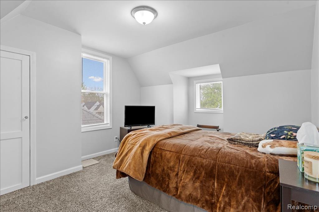 612 W Brockton Avenue, Madison Heights, MI 48071 — Photo 10