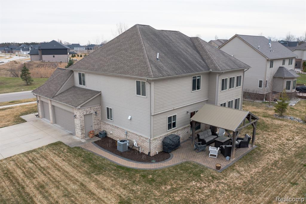 832 W BAY SHORE Drive, Oxford, MI 48371 — Photo 33