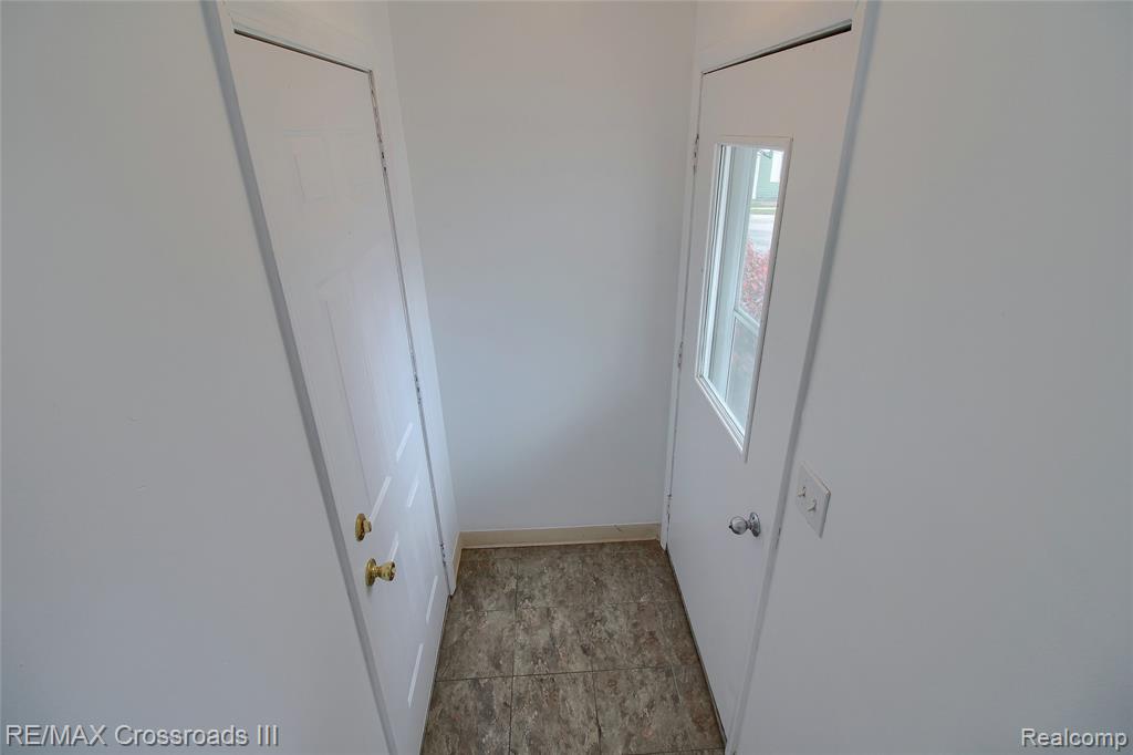 1699 Wingate Boulevard, Ypsilanti, MI 48198 — Photo 5