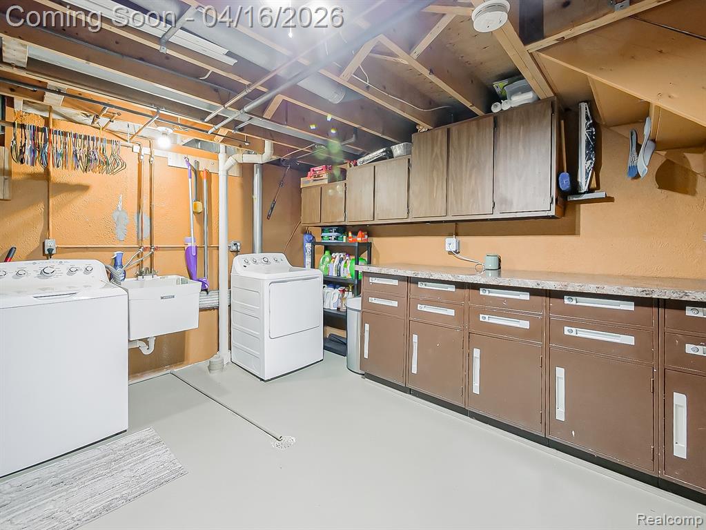 15969 Chelmsford Street, Clinton Twp, MI 48038 — Photo 33
