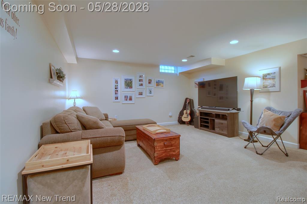 1029 Shetland Drive, South Lyon, MI 48178 — Photo 32