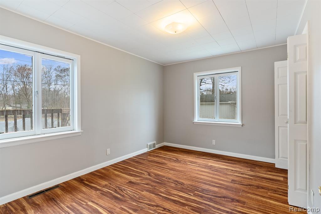 724 NICHOLS Road, Auburn Hills, MI 48326 — Photo 22
