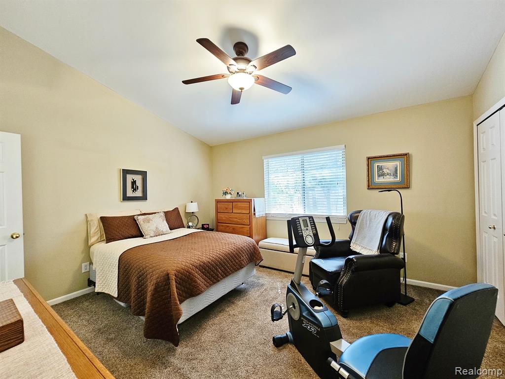 51549 HICKORY Lane, Macomb, MI 48042 — Photo 12