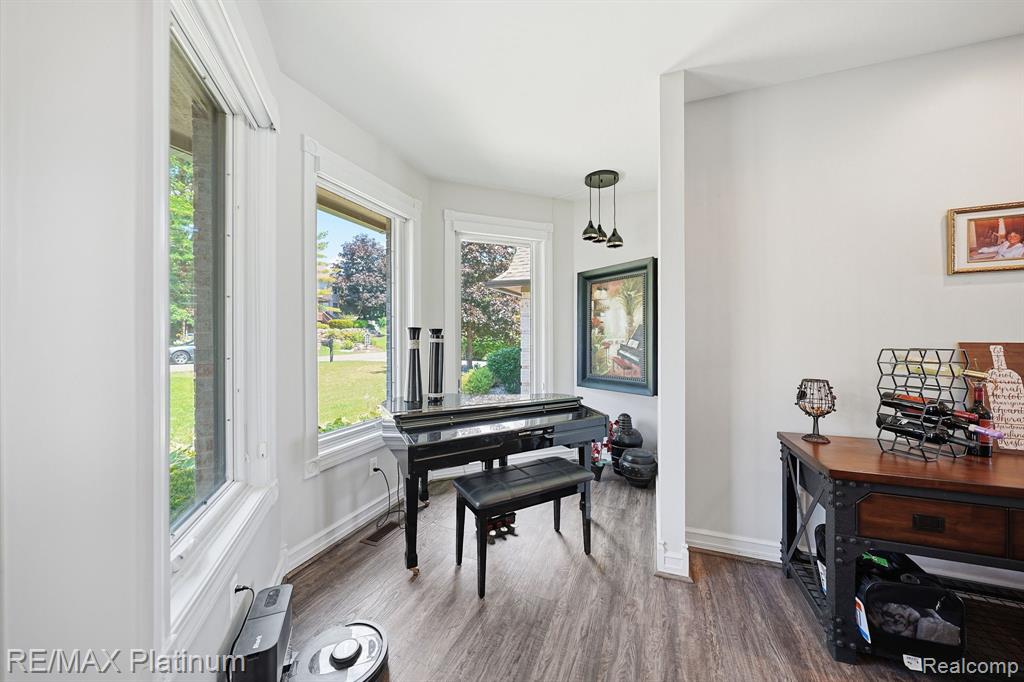 997 Thompson Shore Drive, Howell, MI 48843 — Photo 22