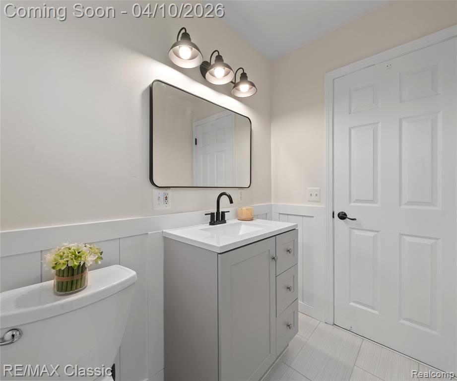 9083 Pittsfield Street, Commerce Twp, MI 48382 — Photo 22