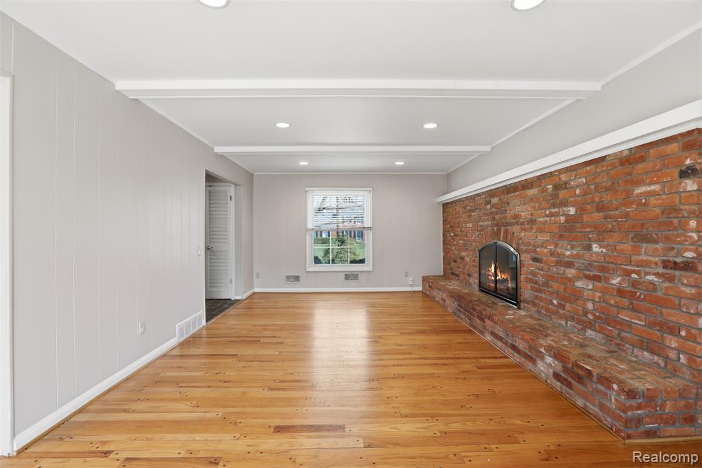 5972 Barnstable Court, West Bloomfield, MI — Photo 26