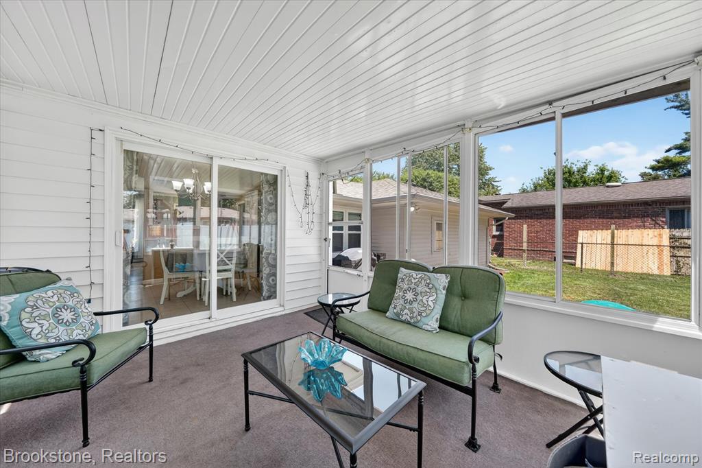 23784 Linne Street, Clinton Twp, MI 48035 — Photo 18