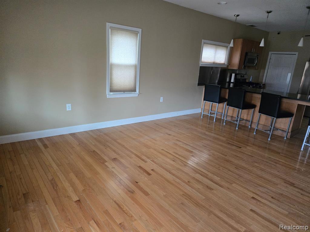 6387 ABINGTON Avenue, Detroit, MI 48228 — Photo 5
