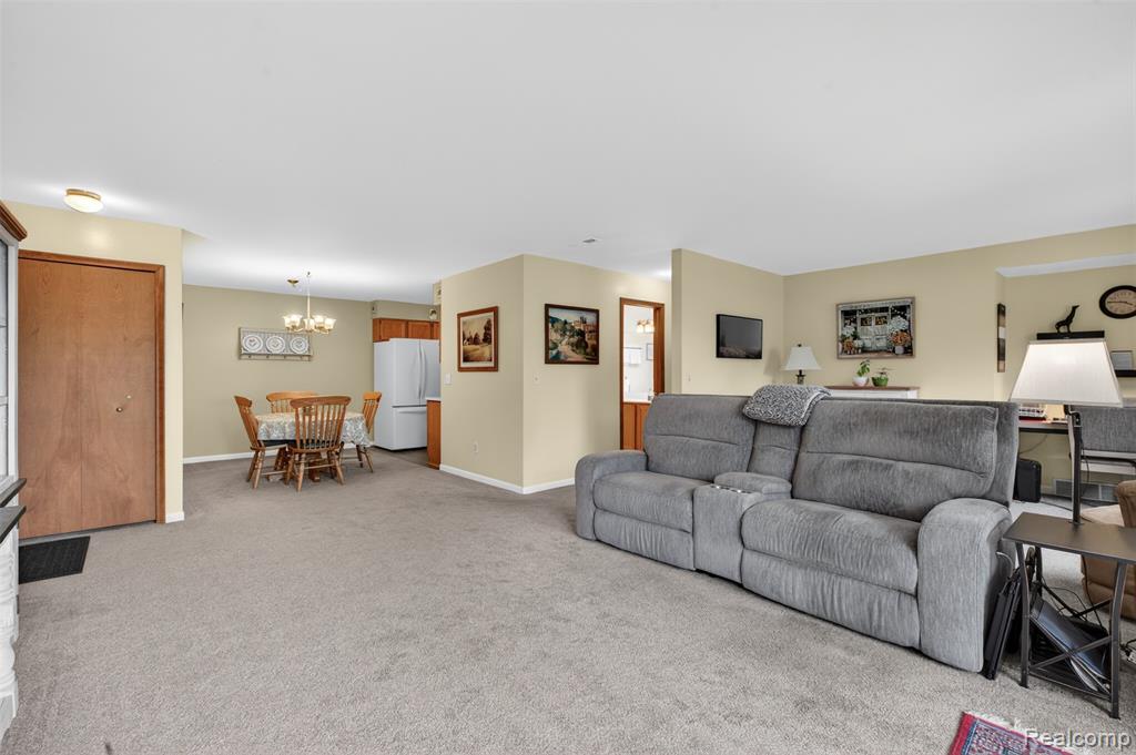 10244 Nancys Boulevard, Grosse Ile, MI 48138 — Photo 5