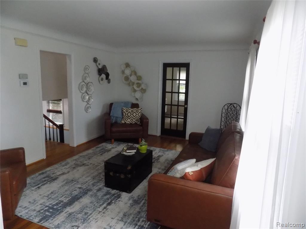 9207 Whitall Lane, Grosse Ile, MI 48138 — Photo 11