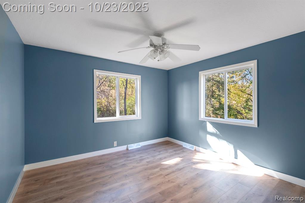 7481 Frances Road, Flushing, MI 48433 — Photo 10