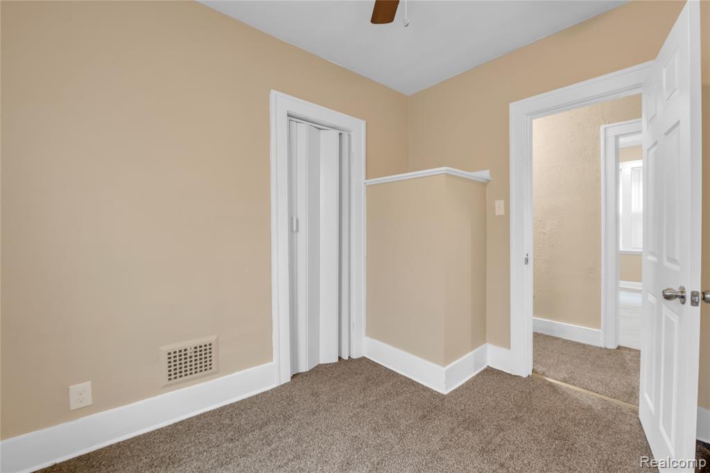 5044 Fairview Street, Detroit, MI 48213 — Photo 12