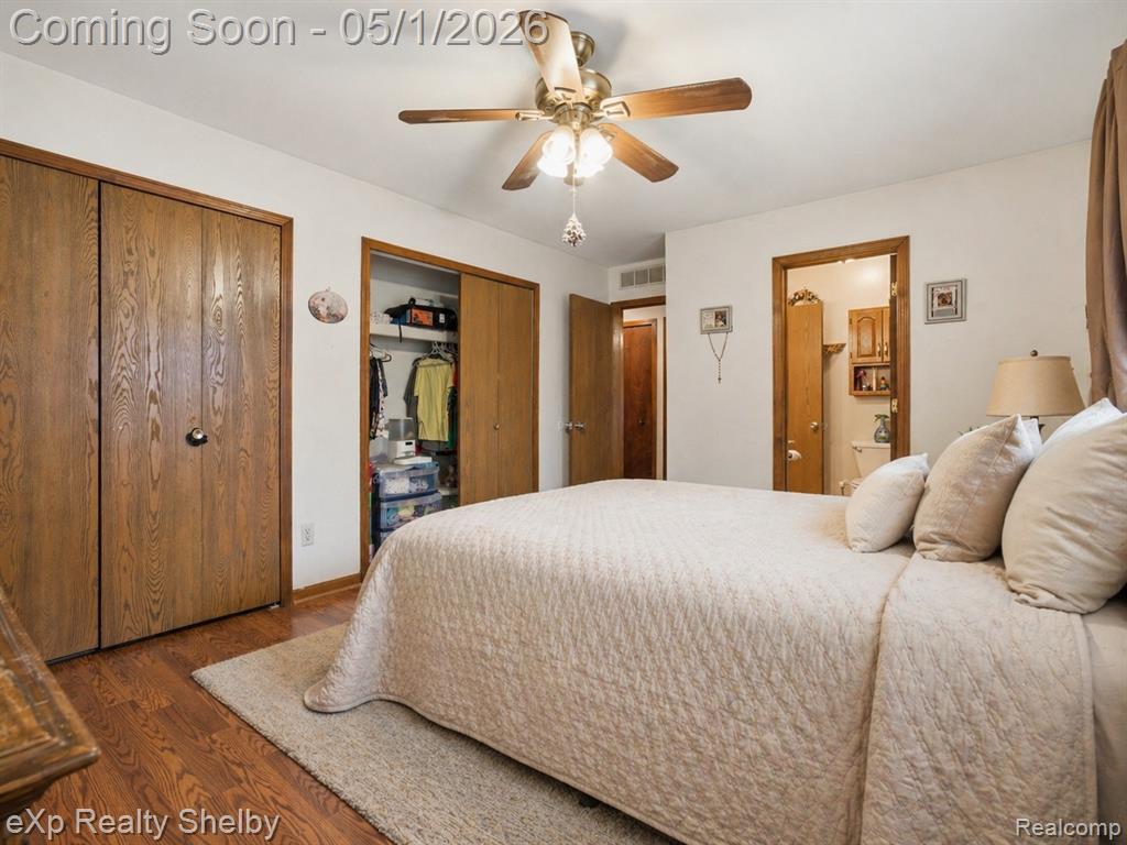 21660 Roosevelt Avenue, Farmington, MI 48336 — Photo 13