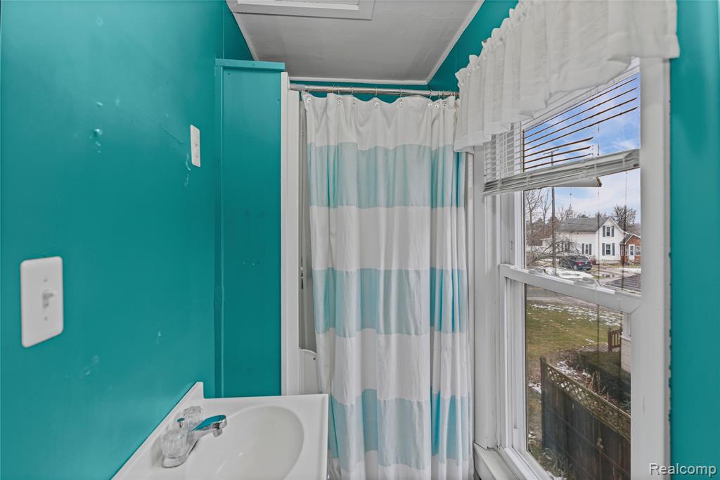 11647 E Lennon Road, Lennon Vlg, MI 48449 — Photo 14