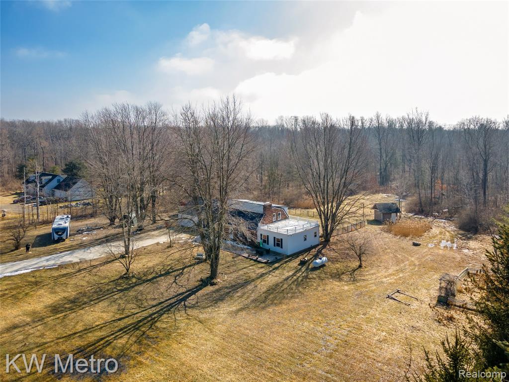 8665 Meskill Road, Columbus, MI — Photo 5