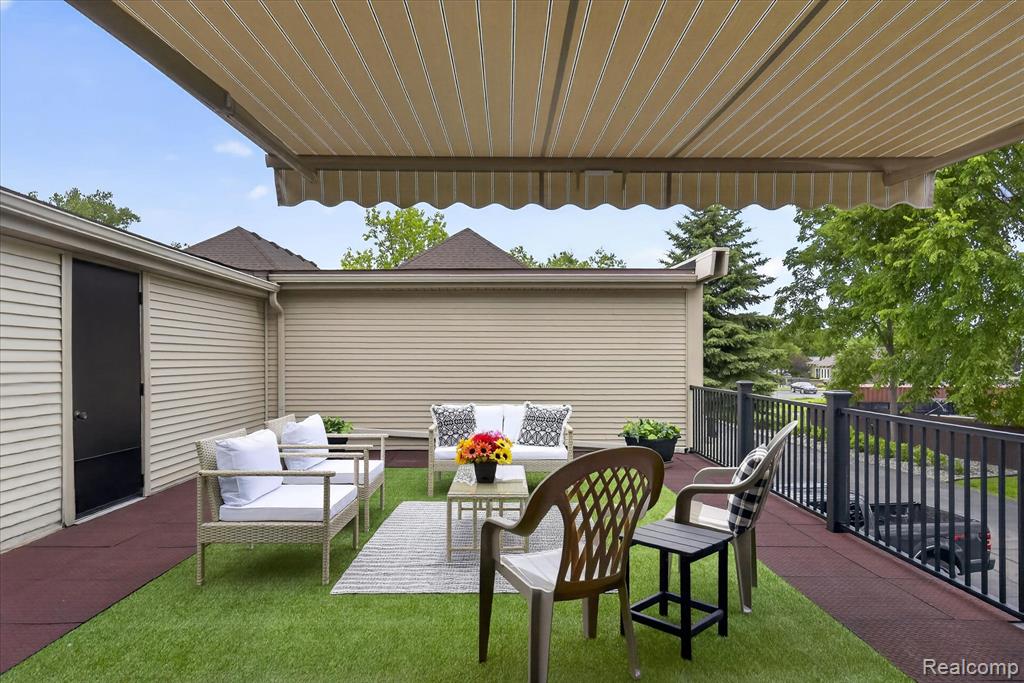 8127 Colony Drive, 21, Grosse Ile, MI 48138 — Photo 33