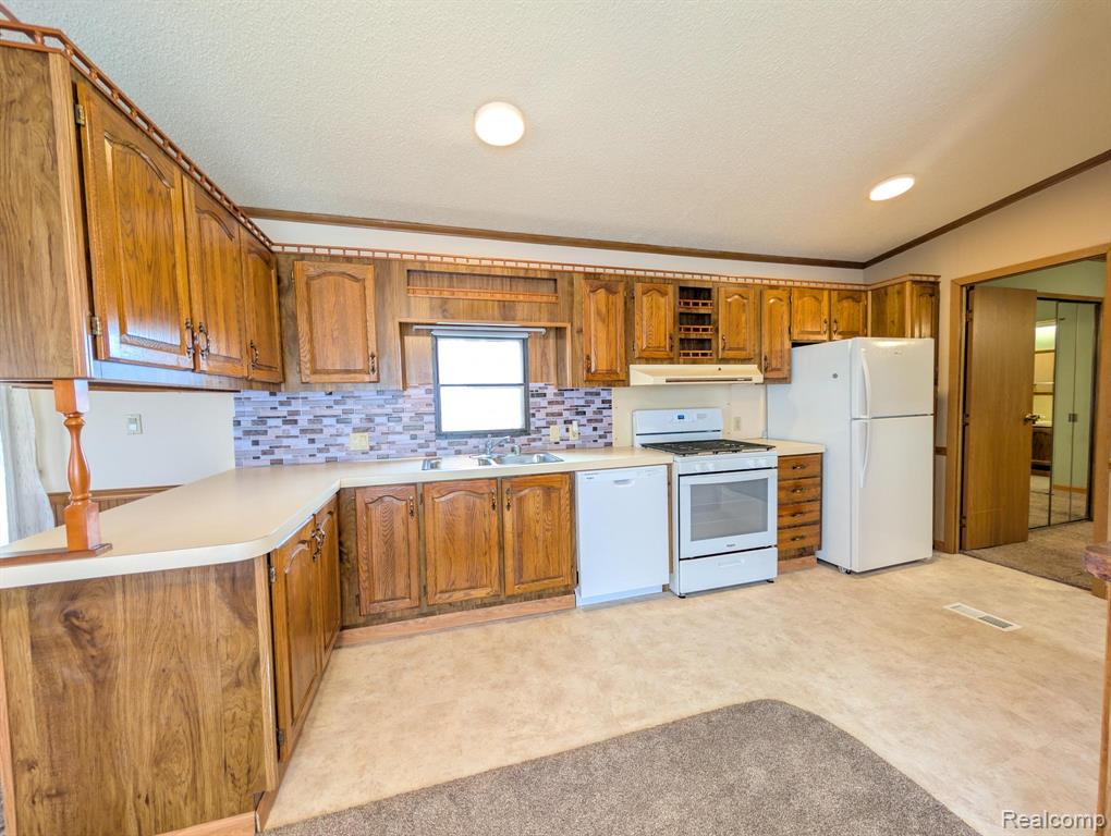 513 MacDuff Drive, Mount Morris, MI 48458 — Photo 6