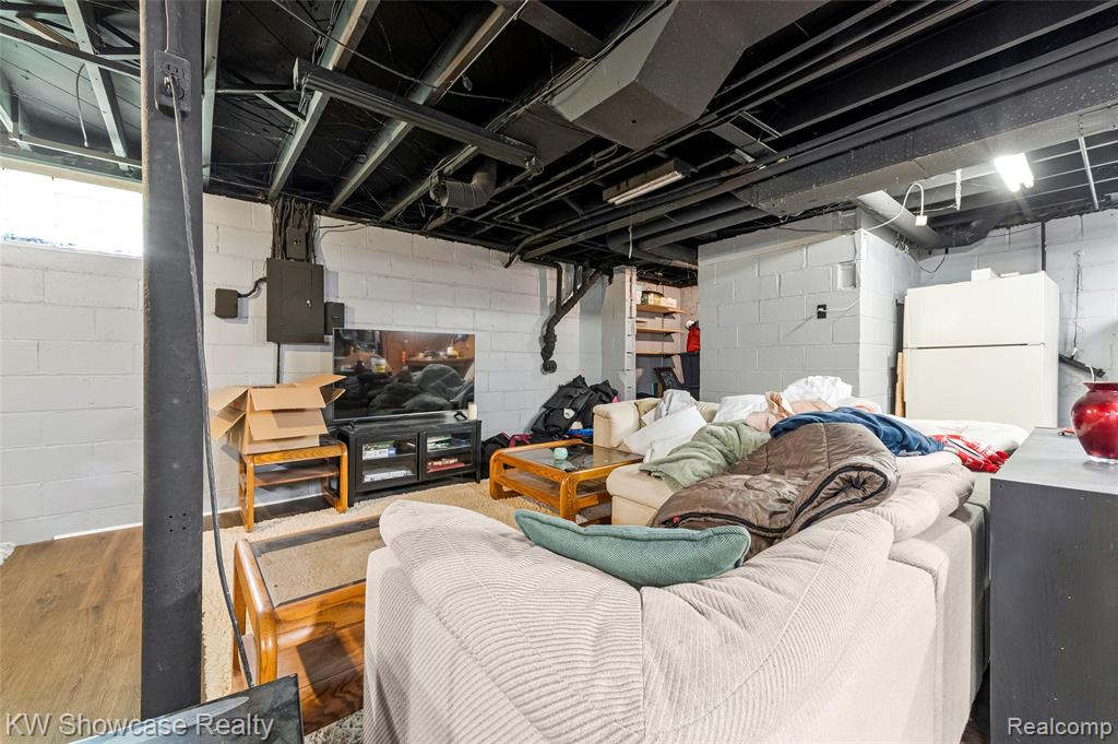 3980 Spencer Terrace, West Bloomfield, MI 48323 — Photo 49
