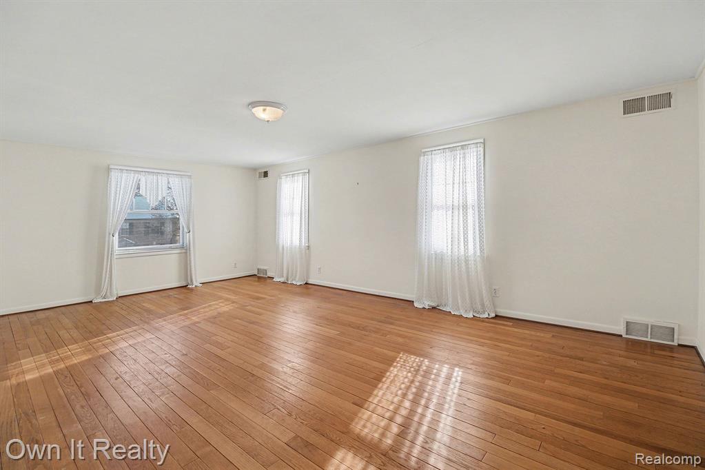 746 S Highland Street, Dearborn, MI 48124 — Photo 24