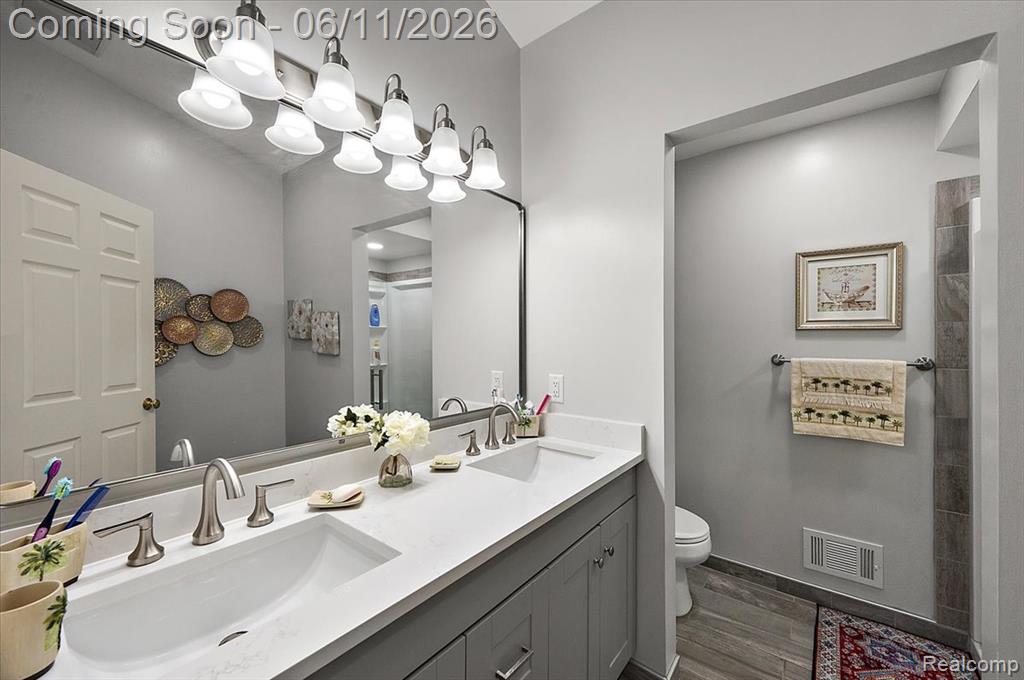41034 Greenspire Drive, Clinton Twp, MI 48038 — Photo 36