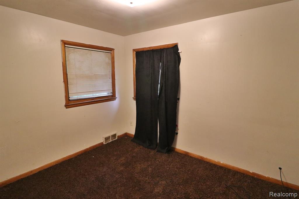 6474 Rosemont Avenue, Detroit, MI 48228 — Photo 6
