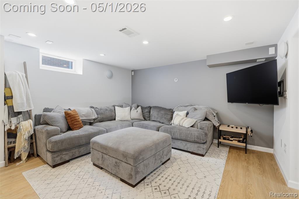 65 W Elmwood Avenue, Clawson, MI — Photo 23