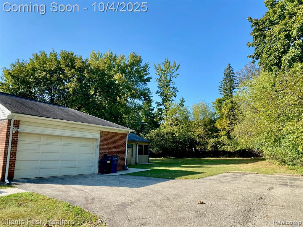 6040 OLD ORCHARD Drive, Bloomfield Hills, MI — Photo 3