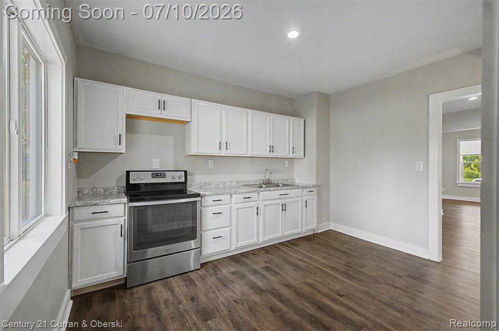 8111 E Hildale Street, Detroit, MI 48234 — Photo 12