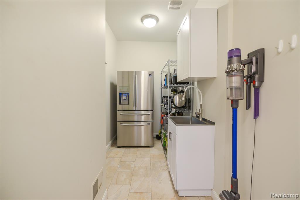17905 BRIAR RIDGE Lane, Northville, MI 48168 — Photo 27