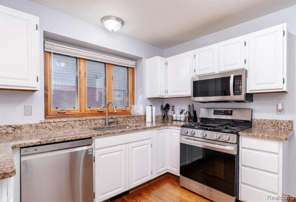 44000 Dunham Court, Clinton Twp, MI 48038 — Photo 13