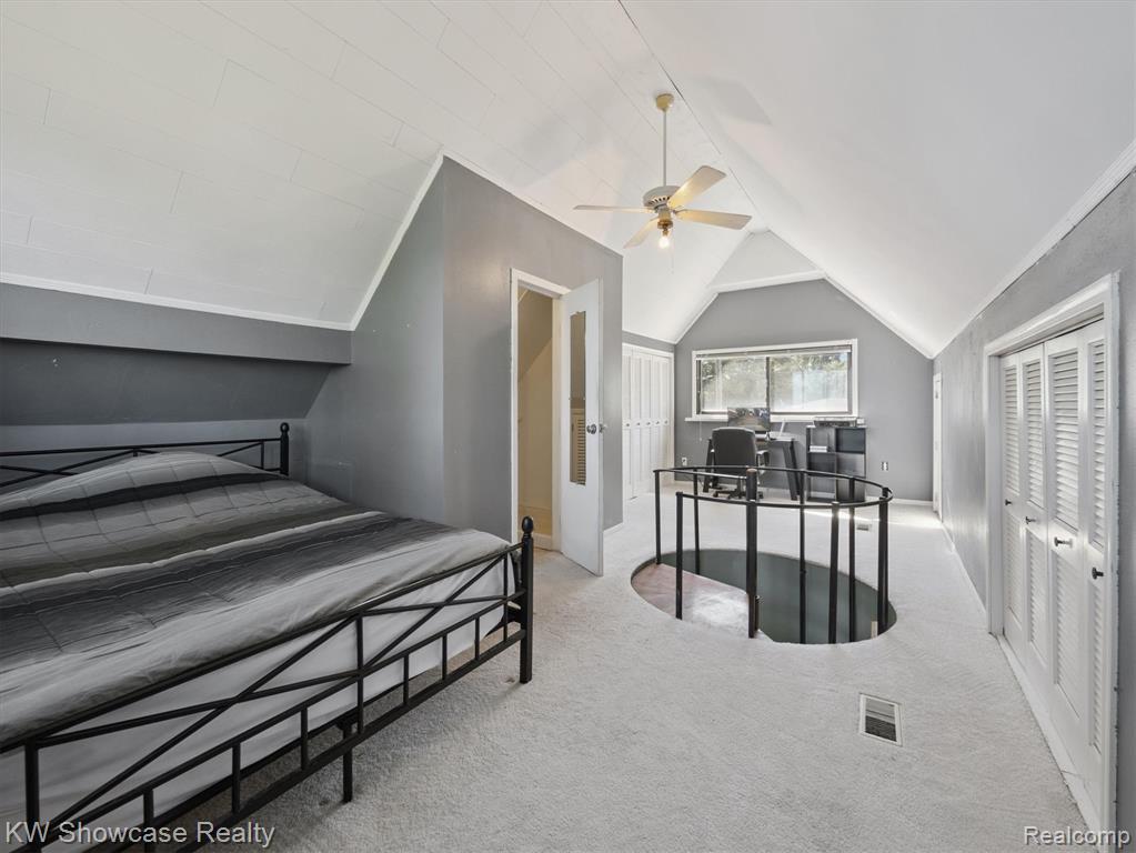688 Wolverine Drive, Walled Lake, MI 48390 — Photo 36