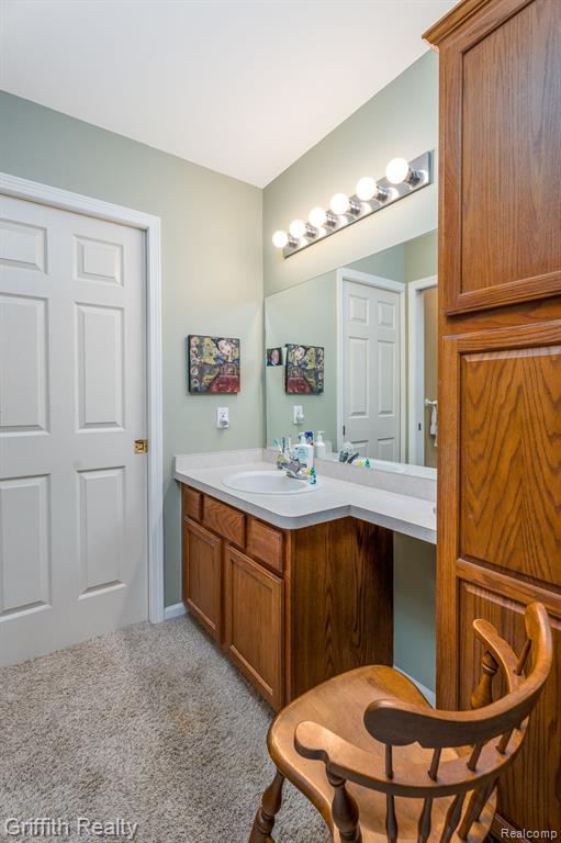 850 CALPERNIA, Wixom, MI 48393 — Photo 19