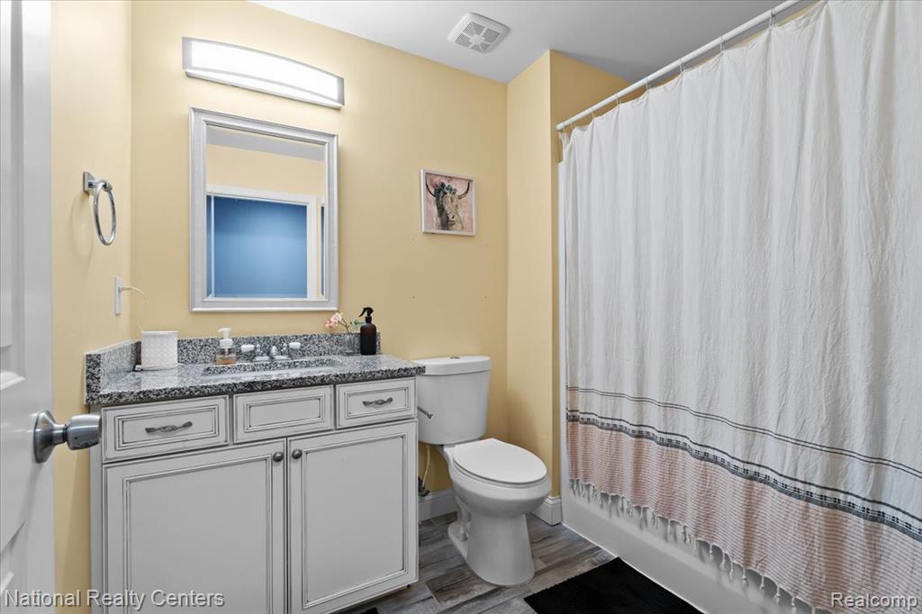 205 Lakeview Street, Holly, MI 48442 — Photo 21