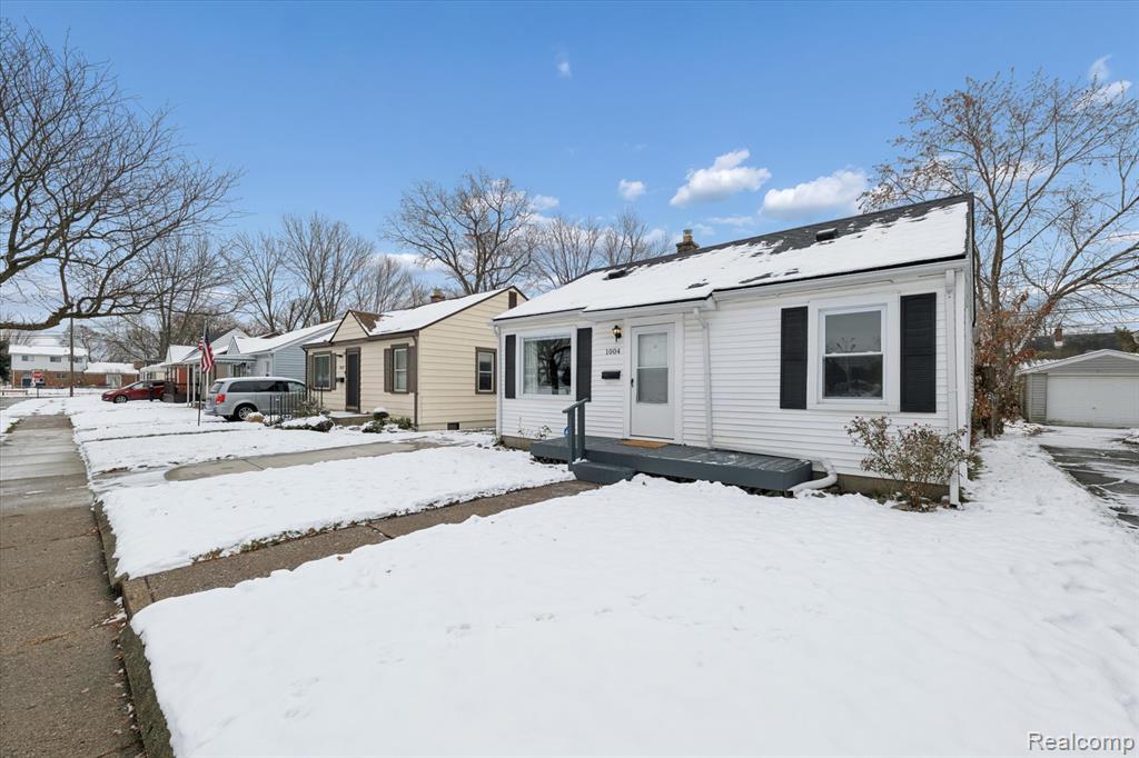 1004 E Otis Avenue, Hazel Park, MI 48030 — Photo 30