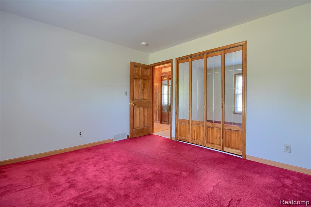 21515 Huron River Drive, New Boston, MI 48164 — Photo 17
