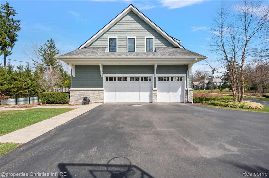 750 Kennebec Court, Bloomfield Hills, MI 48304 — Photo 95