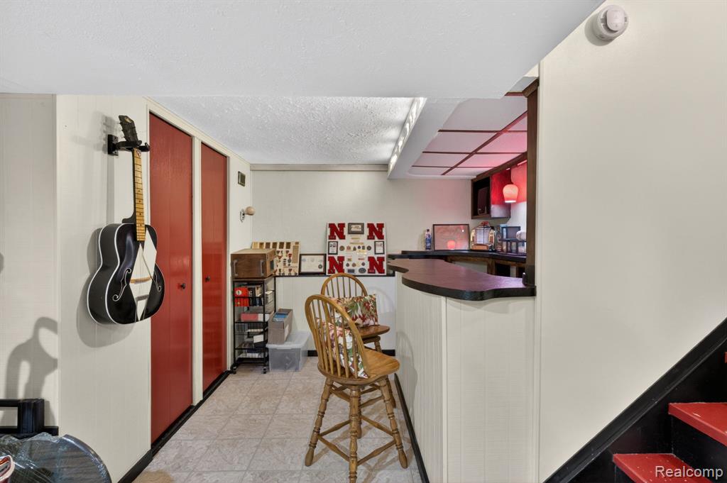4369 Dixon Drive, Swartz Creek, MI 48473 — Photo 49