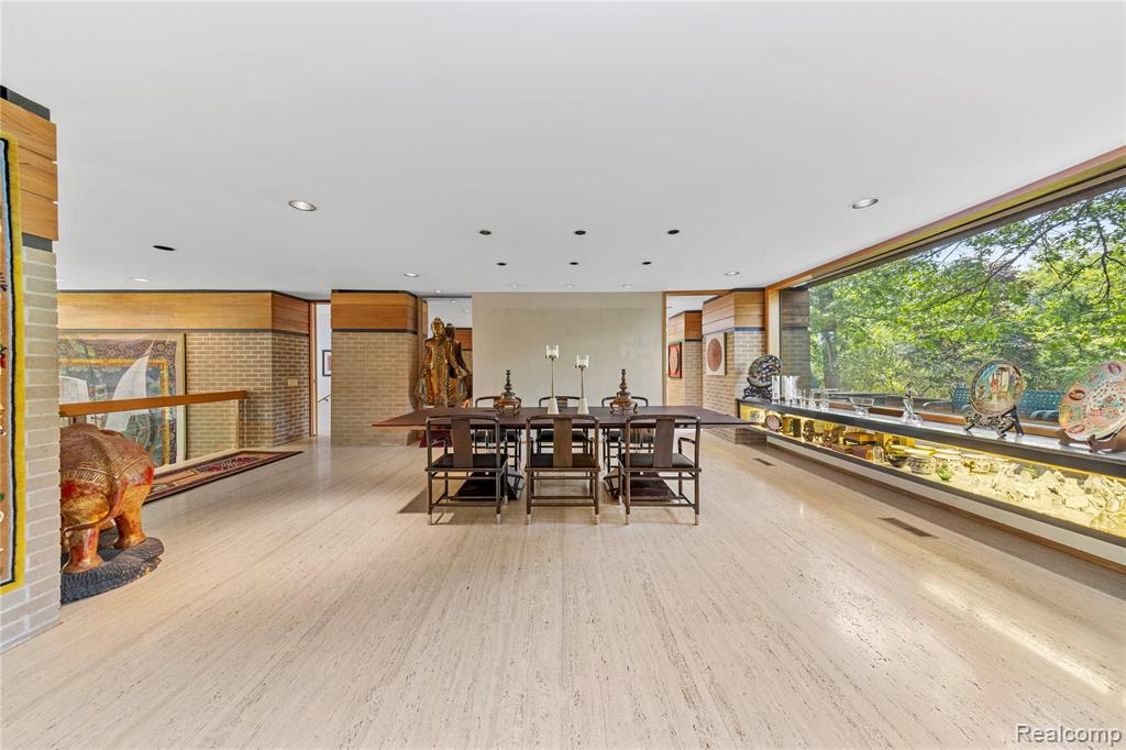 5035 Ponvalley Road, Bloomfield Hills, MI 48302 — Photo 9