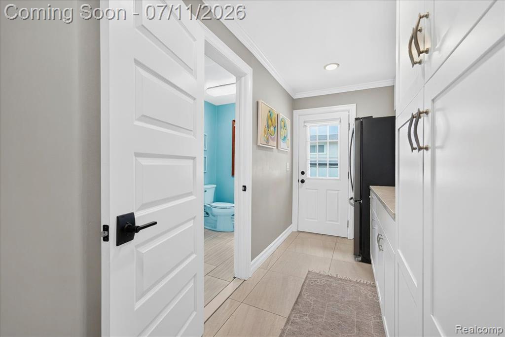 23750 E River Road, Grosse Ile, MI 48138 — Photo 14