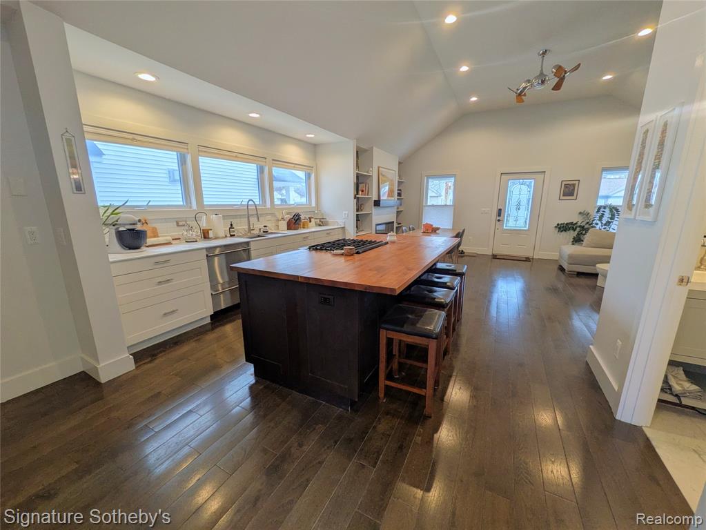 2059 Columbia Road, Berkley, MI 48072 — Photo 11