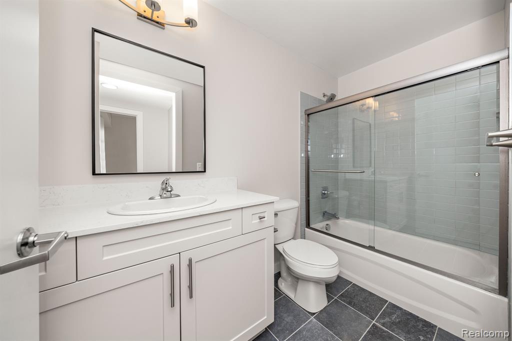 16530 Warren Avenue, Detroit, MI 48224 — Photo 8