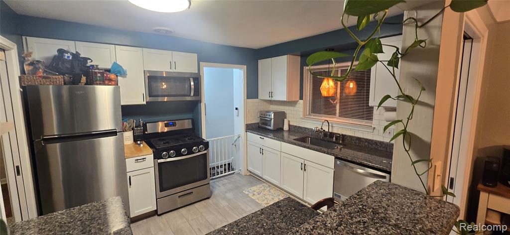 3961 Gertrude Street, Dearborn Heights, MI 48125 — Photo 4