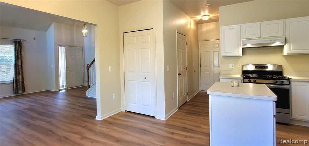 43108 Providence Lane, Canton, MI 48188 — Photo 13
