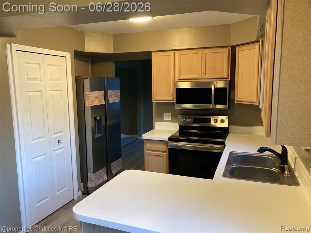 261 Charterhouse Drive, Canton, MI 48188 — Photo 3