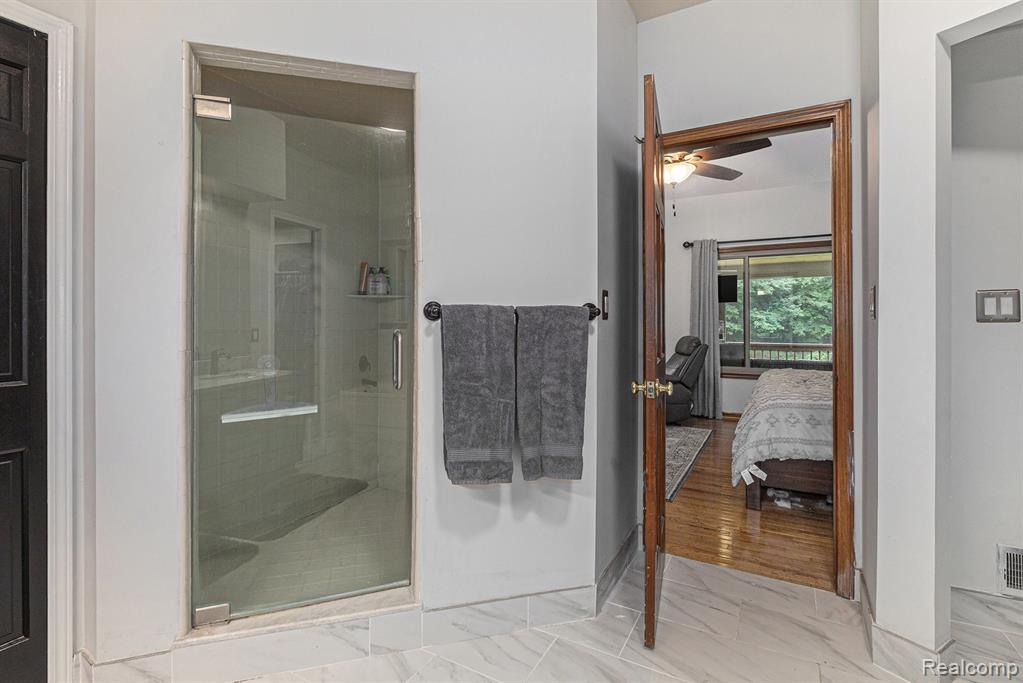 5895 Meadows Drive, Clarkston, MI 48348 — Photo 28