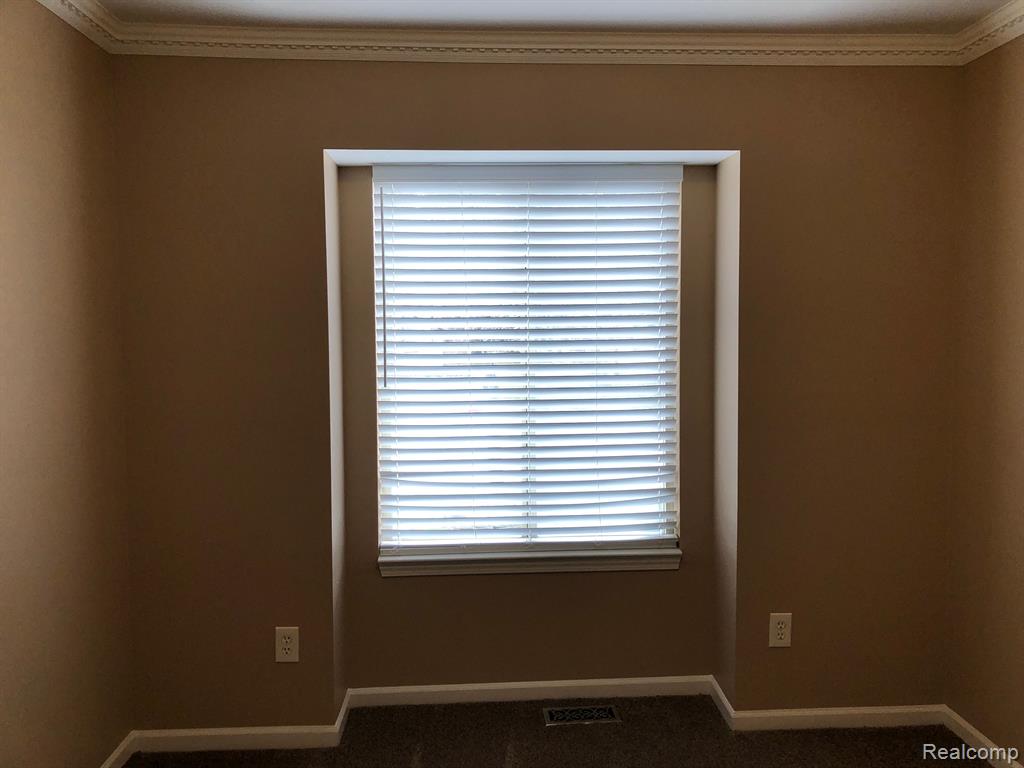 4031 HEATHERWOOD, Warren, MI 48092 — Photo 12