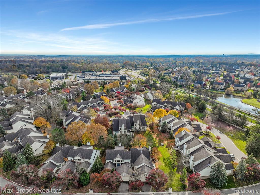 7248 SIMSBURY Drive, West Bloomfield, MI — Photo 65